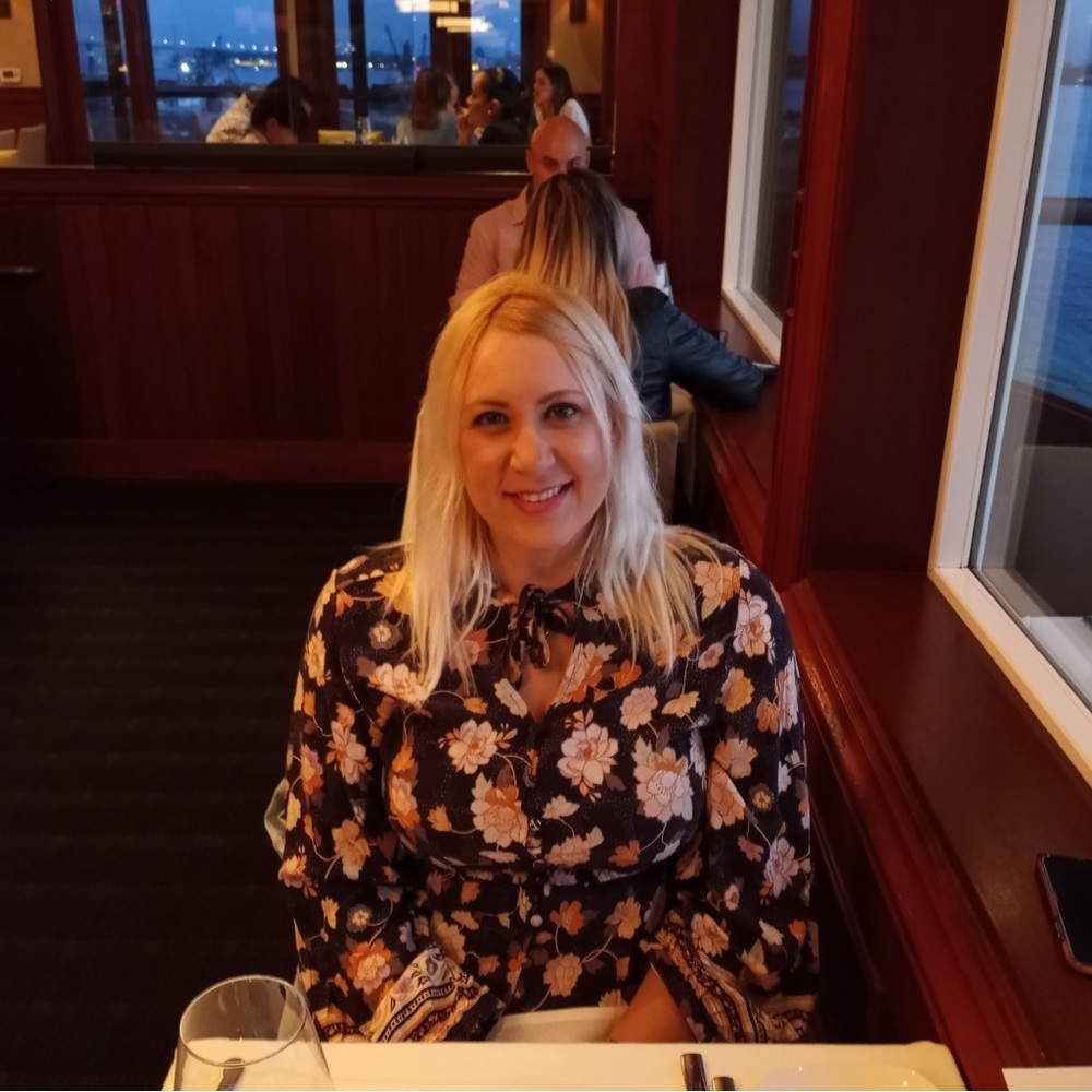 Meet your Posher, Tiffany